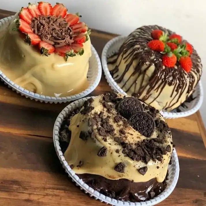 Bolos e docinhos de festa em geral para encomenda em Americana
