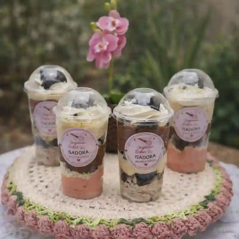 Doces de pronta entrega copo da felicidade em Americana